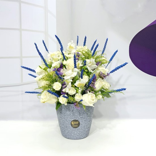 blue white bouquet